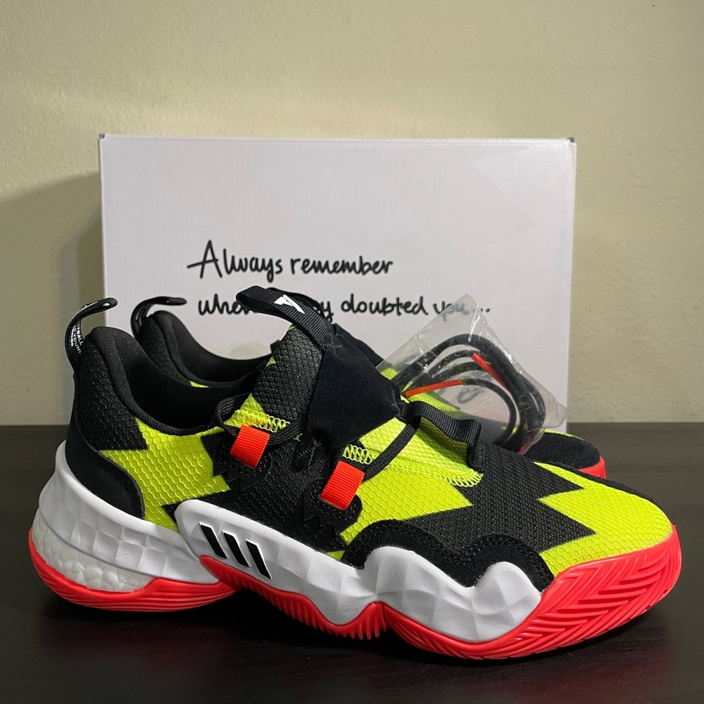 Adidas Trae Young 1 Black/Volt Mens Size 9